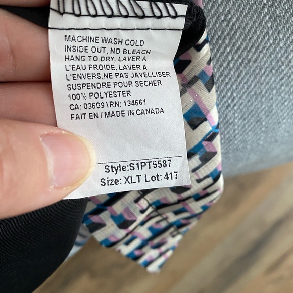 22. Notë Dress Made In 🇨🇦 - Picture 3 of 3